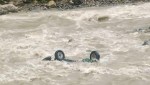 दार्चुलामा अटो नदीमा खस्दा एकको मृत्यु, दुई जना बेपत्ता