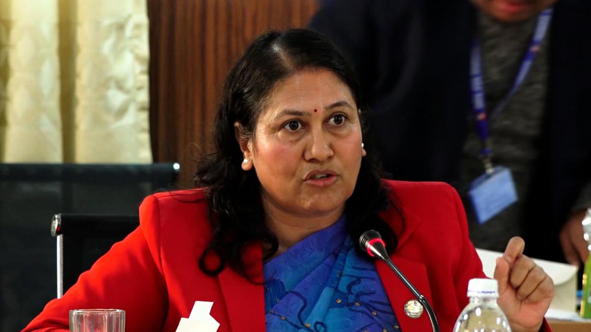शिक्षामन्त्री भट्टराईले दिइन् राजीनामा