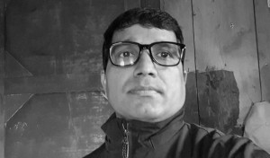 दार्चुलामा गुडिरहेको मोटरसाइकलमाथि ढुंगा बजारिँदा अधिकृत ओझाको मृत्यु