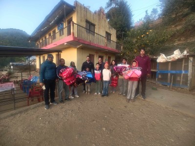 जन्मदिनमा पन्तद्वारा बेदस्था बालग्रहमा सहयोग 