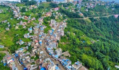 मुआब्जा पाएपनि संरचना भत्काउन डडेल्धुरा सदरमुकामका घरधनीको अटेरी
