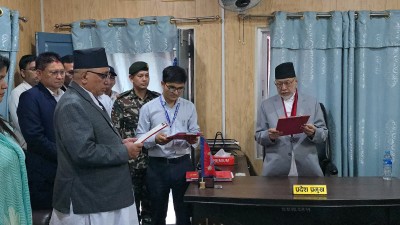 सुदूरपश्चिमका नवनियुक्त वनमन्त्री भट्टले लिए शपथ