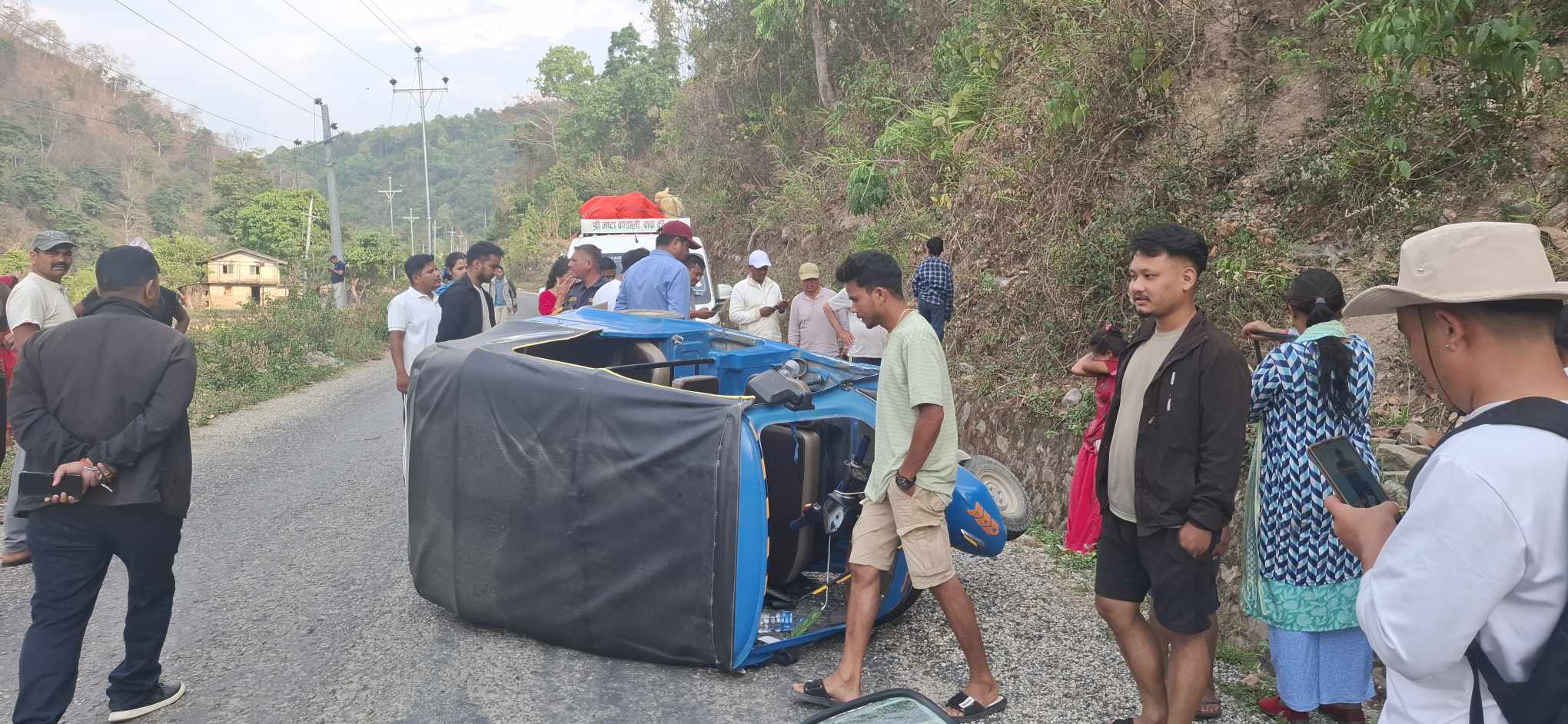 डडेल्धुरामा अटोकाे ठक्करबाट ४ वर्षीय बालकको मृत्यु