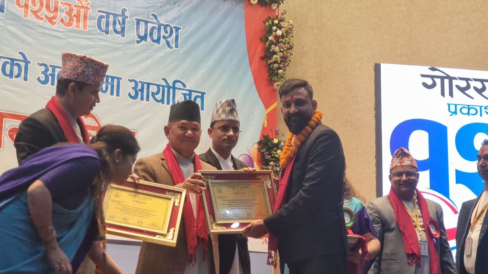 गोरखापत्रको उत्कृष्ट सम्मान डडेल्धुराका पुष्कर भण्डारीलाई
