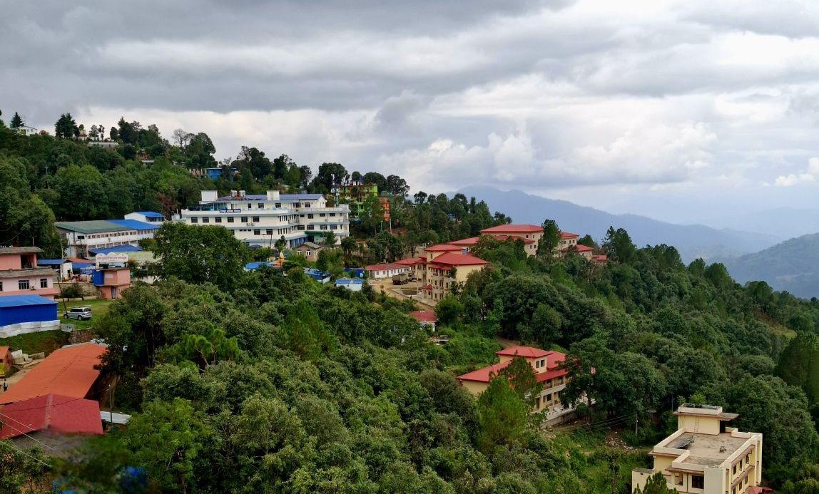 डडेल्धुरा अस्पतालका अध्यक्षमाथि दुर्व्यवहार गर्नेलाई कारबाही गर्ने सहमति, सबै सेवा सुचारु