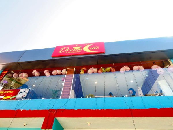 डडेल्धुरामा खुल्यो ‘ड्रिम क्याफे एण्ड रेस्टुरेन्ट’