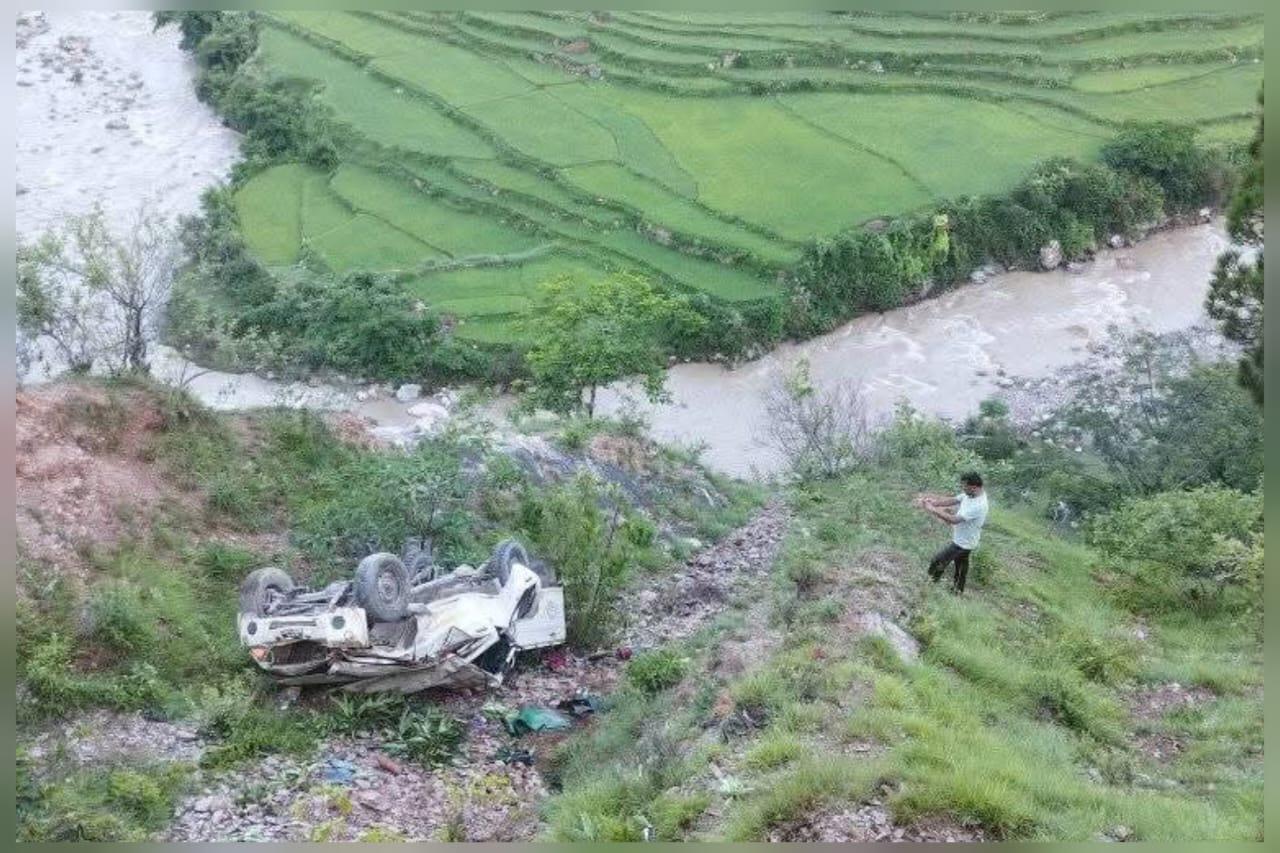 बैतडीमा जीप दुर्घटना हुँदा २ जनाको मृत्यु, ६ जना घाइते