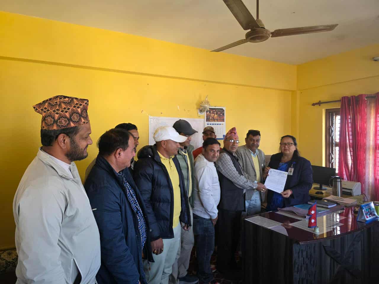 डडेल्धुरामा विकास बजेट रोकिएको चर्चापछि उद्योग वाणिज्य संघ प्रशासनमा पुग्यो